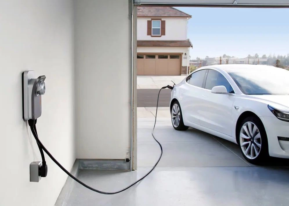 DIY vs Pro EV Charger Installation Best ROI